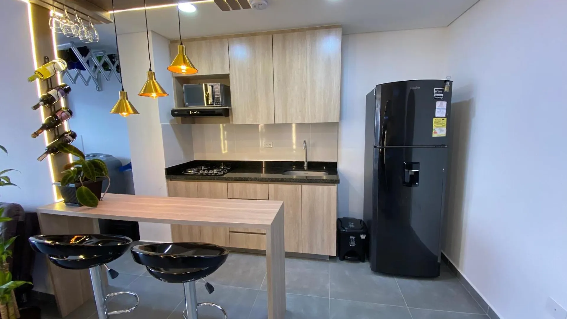 Lujoso Y Acogedor Apartamento Sabaneta Colombia