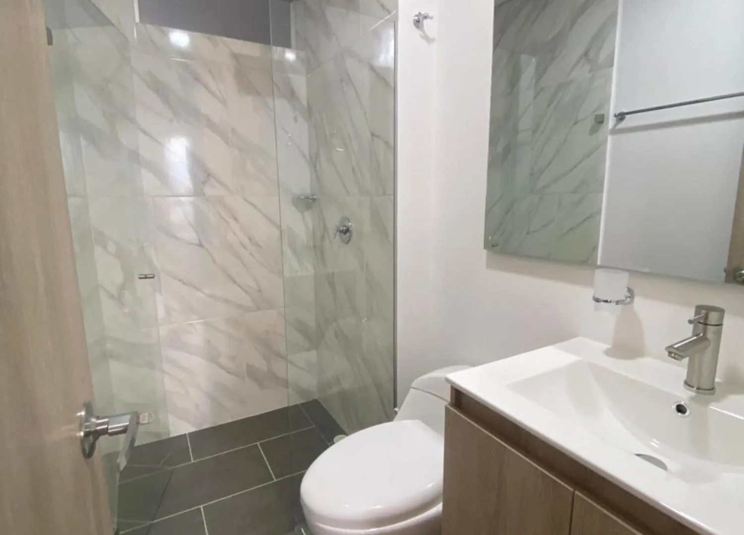 Lujoso Y Acogedor Apartamento Sabaneta Colombia