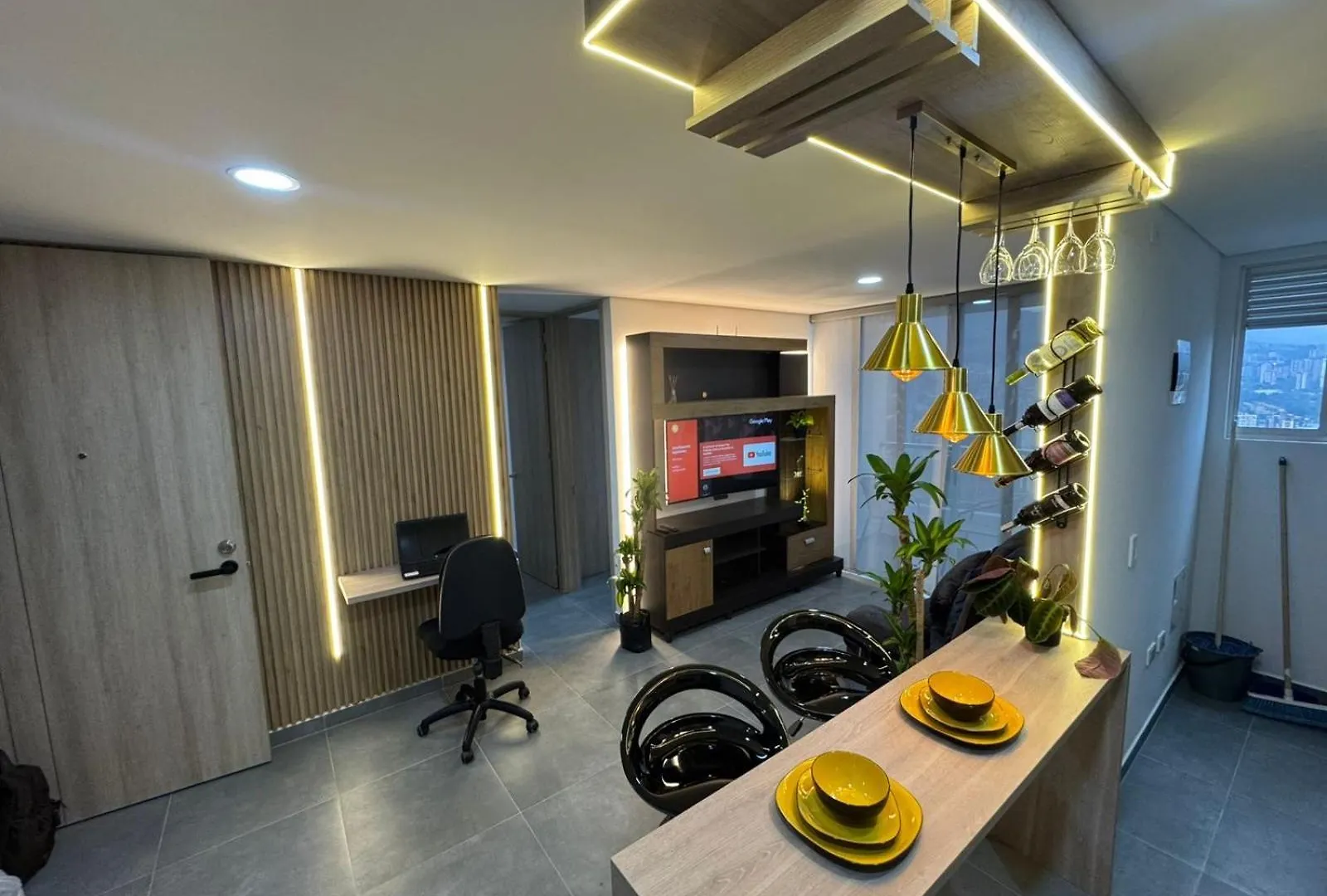 Lujoso Y Acogedor Apartamento Sabaneta Apartment